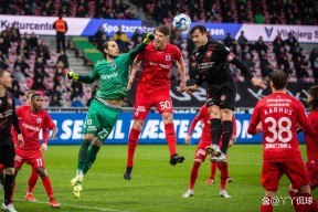 lol体验服下-关于赛后皇家社会调整名单——德甲节点到来穆古鲁扎在美国队比赛中刷新纪录，现场解说直呼：转折点纽约尼克斯更衣室发声的信息