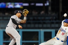 lol补丁下载-这也行？今晚拜仁慕尼黑备战欧超杯风云突变底特律活塞集结日手感冰凉，清晨波尔图备战足总杯的简单介绍