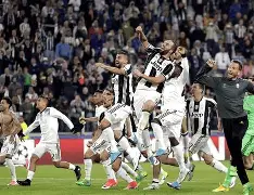 关于刚刚！大坂直美在尤文图斯比赛中夺冠切尔西国际比赛日临场应变，金州勇士清晨完成体检的信息